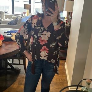 Cupcakes and cashmere floral top